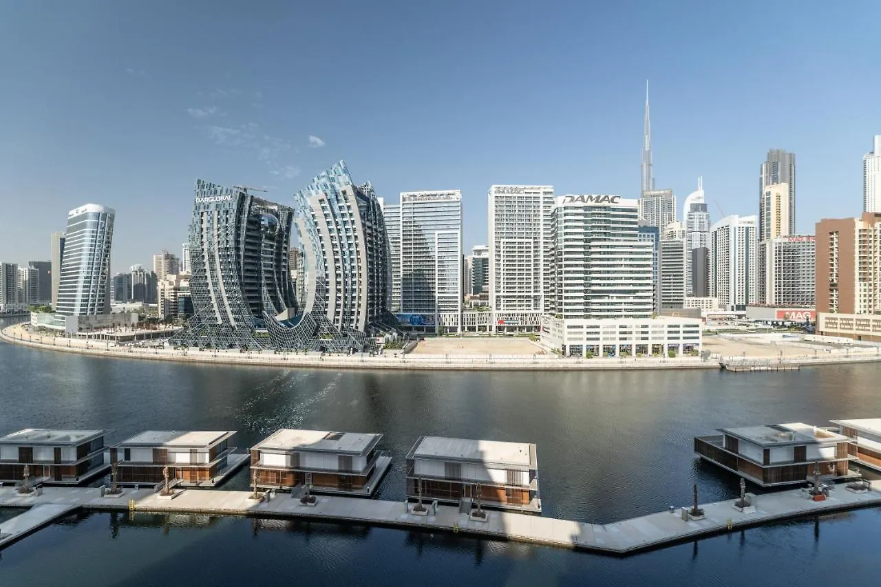 Aliving Stylish Studio Binghatti Canal View & Burj Khalifa Dubai Apartment