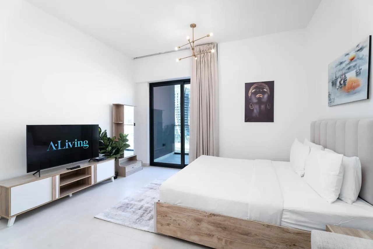 Aliving Stylish Studio Binghatti Canal View & Burj Khalifa Dubai Apartment